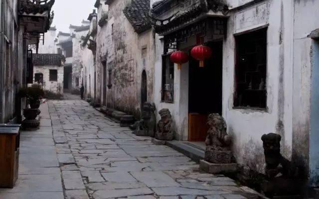 打,奉陪到底!美国带头,日澳迈出危险一步,中俄突然干了件大事